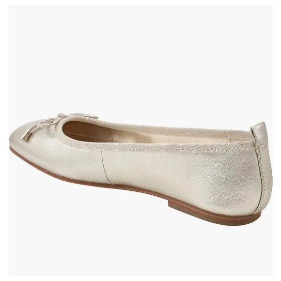 Marc Fisher‎ LTD Ubet Ballet Flat in Gold Size 9.5 - Picture 2 of 9